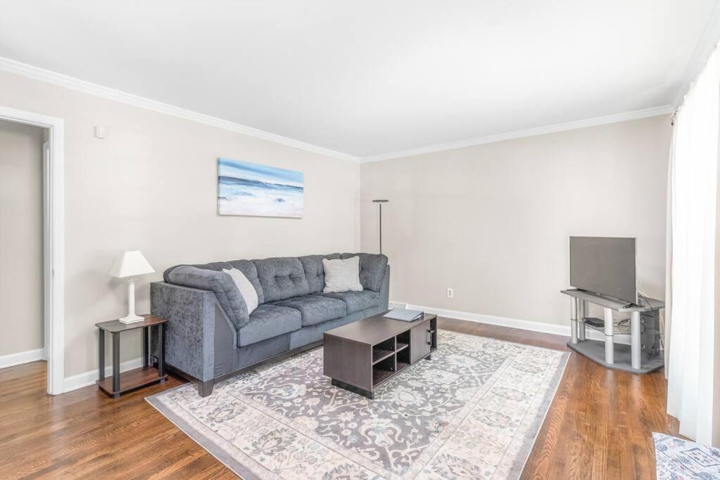 Апартаменти Spotless 4Br Near Clt Uptown, Fast Wi-Fi Шарлотт Екстер'єр фото