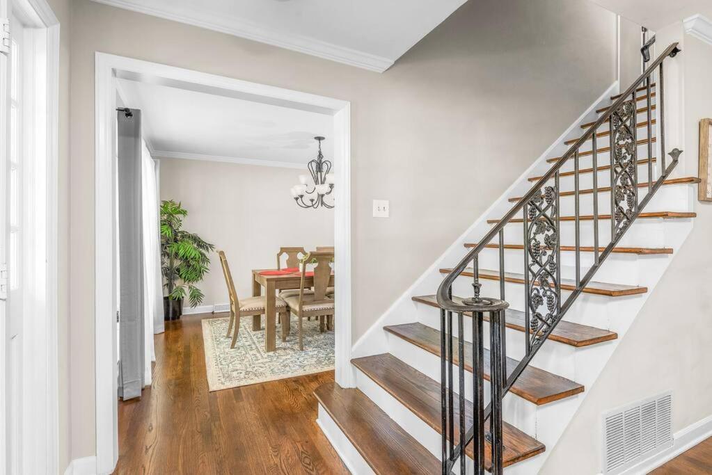 Апартаменти Spotless 4Br Near Clt Uptown, Fast Wi-Fi Шарлотт Екстер'єр фото